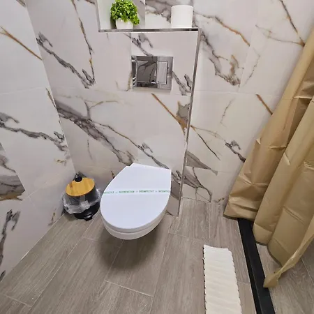 Waterfront Luxury - New Stefan Promenada Mamaia Nord Langa Plaja