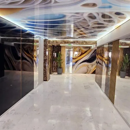 Waterfront Luxury - New Stefan Promenada Mamaia Nord Langa Plaja * Năvodari